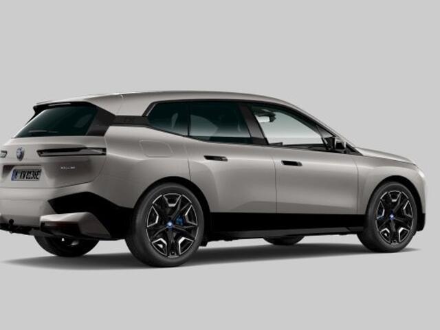 BMW iX xDrive40 Skylounge | CoPilot | Elektr. Trekhaak | Harman Kardon