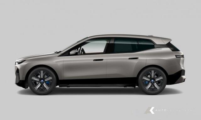 BMW iX xDrive40 Sportpakket | Driving Ass. Prof. | Head-Up | 360 Camera | Harman/Kardon | Stoelverw. | Comfort Access |