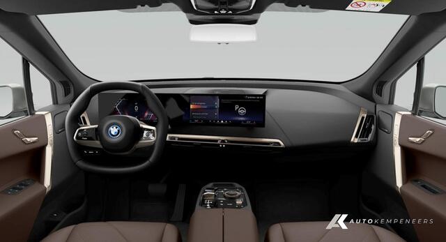 BMW iX xDrive40 Sportpakket | Driving Ass. Prof. | Head-Up | 360 Camera | Harman/Kardon | Stoelverw. | Comfort Access |