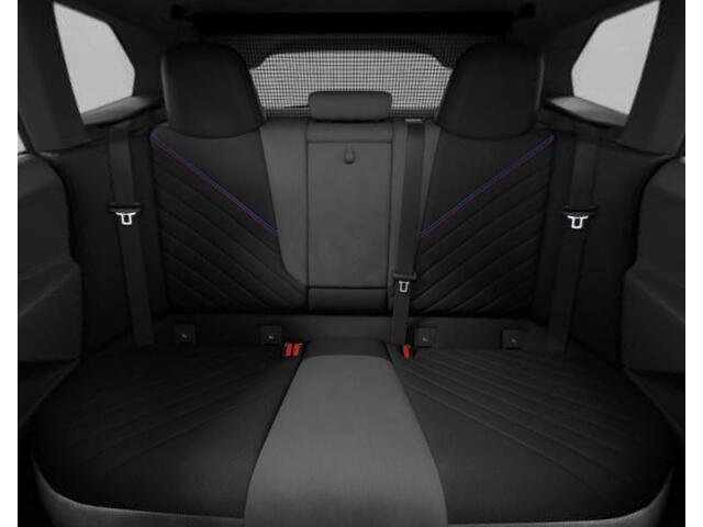 BMW iX xDrive45 101 kWh M Sport Pro - INNOVATION PACK - multifunctionele stoelen - Harman Kardon - Stuurwielrandverwarming - Elektrisch verwarmde voorstoelen - Getinte Ruiten -
