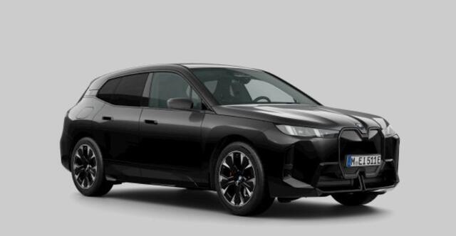 BMW iX xDrive45 101 kWh M Sport Pro - INNOVATION PACK - multifunctionele stoelen - Harman Kardon - Stuurwielrandverwarming - Elektrisch verwarmde voorstoelen - Getinte Ruiten -