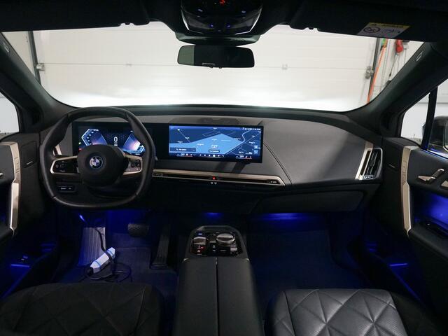 BMW iX xDrive40 Skylounge | CoPilot | Elektr. Trekhaak | Harman Kardon