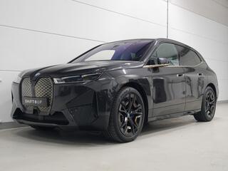 BMW iX xDrive40 Skylounge | CoPilot | Elektr. T