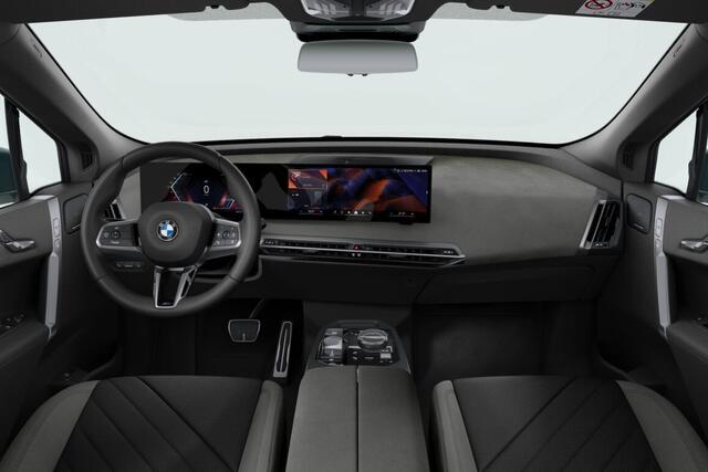 BMW iX xDrive60 112 kWh | M Sportpakket | Comfort Pack | Trekhaak