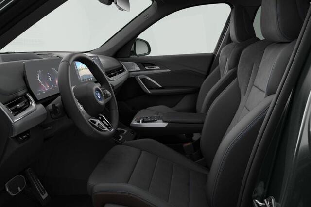 BMW iX1 eDrive20 Innovation Pack M Sportpakket Pro - Beschikbaar vanaf: Augustus 2025