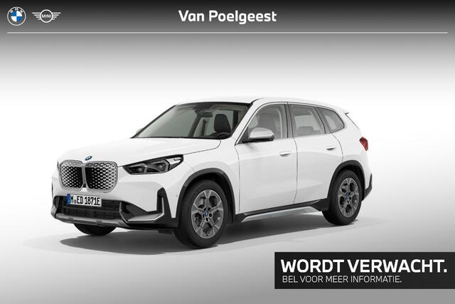BMW iX1 xDrive30 67 kWh