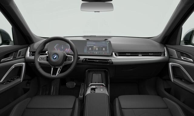 BMW iX1 eDrive20 | M Sportpakket | M Sportpakket Pro | Equipment Pack | Comfort Pack | Travel Pack
