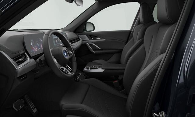 BMW iX1 eDrive20 | M Sportpakket | M Sportpakket Pro | Equipment Pack | Comfort Pack | Travel Pack