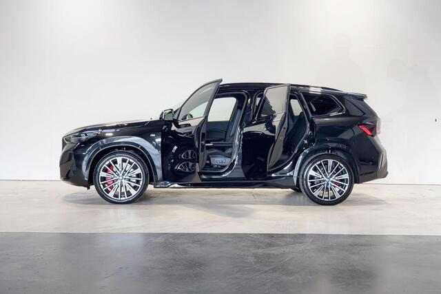BMW iX1 eDrive20 Innovation Pack M Sportpakket PRo - Beschikbaar vanaf: Augustus 2025