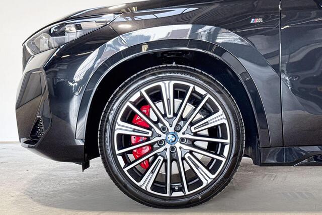 BMW iX1 eDrive20 Innovation Pack M Sportpakket PRo - Beschikbaar vanaf: Augustus 2025