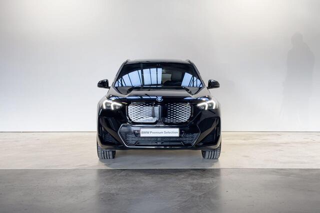 BMW iX1 eDrive20 Innovation Pack M Sportpakket PRo - Beschikbaar vanaf: Augustus 2025