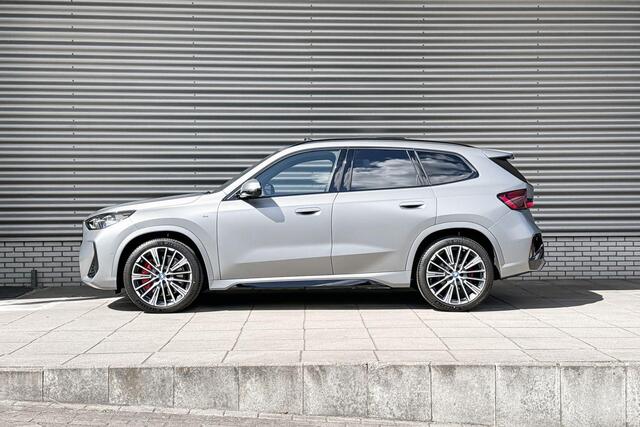 BMW iX1 eDrive20 67 kWh M Sport Edition