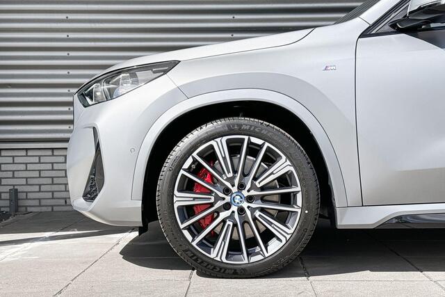 BMW iX1 eDrive20 67 kWh M Sport Edition