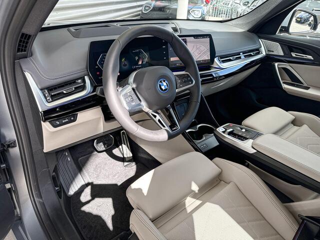 BMW iX1 eDrive20 67 kWh M Sport Edition