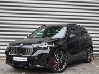 bmw-ix1-edrive20-67-kwh