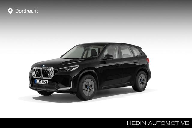 BMW iX1 eDrive20 67 kWh | Camera | Stoelverwarming |