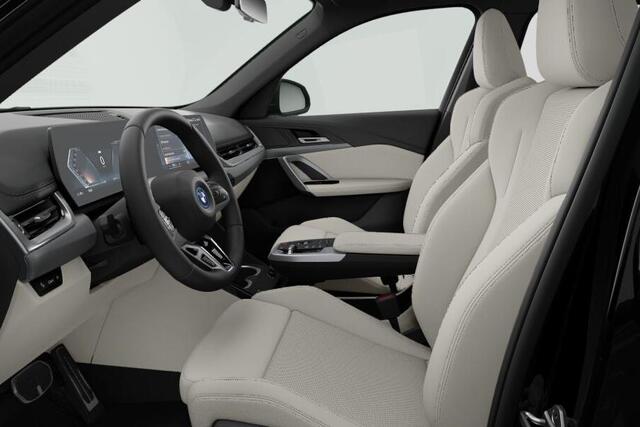 BMW iX1 xDrive30 M Sportpakket / Premium Pack / Driving Assistant Plus / Comfort Access