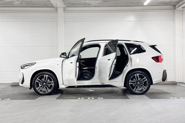 BMW iX1 eDrive20 | M-Sport | Harman/kardon | Trekhaak