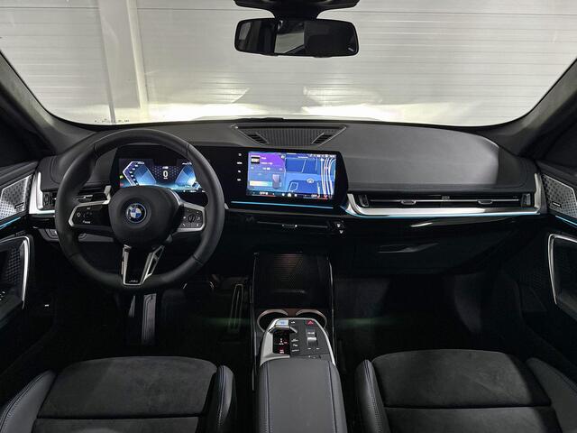 BMW iX1 eDrive20 | M-Sport | Harman/kardon | Trekhaak