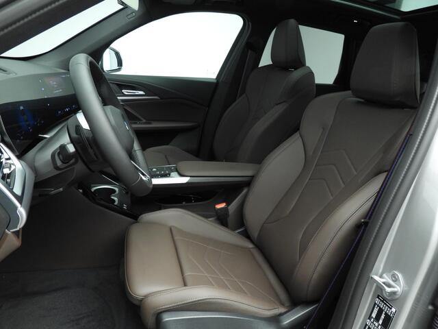 BMW iX1 eDrive20 M-Sportpakket Pro / Driving assistant plus / Premium Pack / Comfort Pack / Travel Pack / Alu wielen 19 inch
