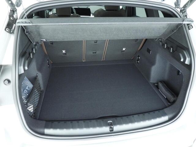 BMW iX1 eDrive20 M-Sportpakket Pro / Driving assistant plus / Premium Pack / Comfort Pack / Travel Pack / Alu wielen 19 inch