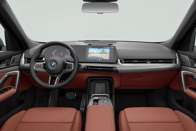 BMW iX1 eDrive20 M Sport Edition | M Sport Pro | Innovation Pack | Comfort Pack | Travel Pack | Trekhaak