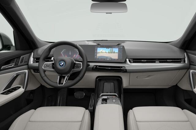 BMW iX1 eDrive20 M Sport Edition | M Sport Pro | Innovation Pack | Comfort Pack | Travel Pack | Trekhaak