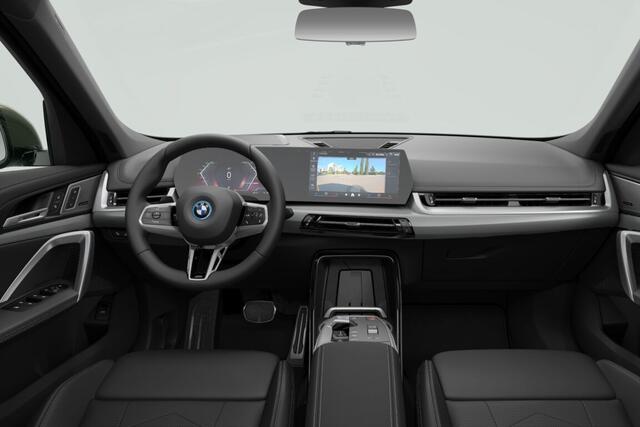 BMW iX1 eDrive20 M Sport Edition | M Sport Pro | Innovation Pack | Comfort Pack | Travel Pack | Trekhaak