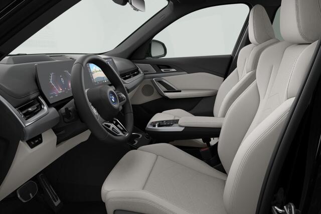 BMW iX1 eDrive20 M Sport Edition | M Sport Pro | Innovation Pack | Comfort Pack | Travel Pack | Trekhaak