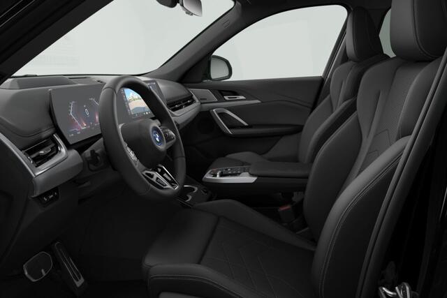 BMW iX1 eDrive20 M Sport Edition | M Sport Pro | Innovation Pack | Comfort Pack | Travel Pack | Trekhaak
