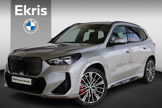 BMW iX1 eDrive20 M Sportpakket Pro | Head-Up Display | Panoramadak | Elektr. Trekhaak