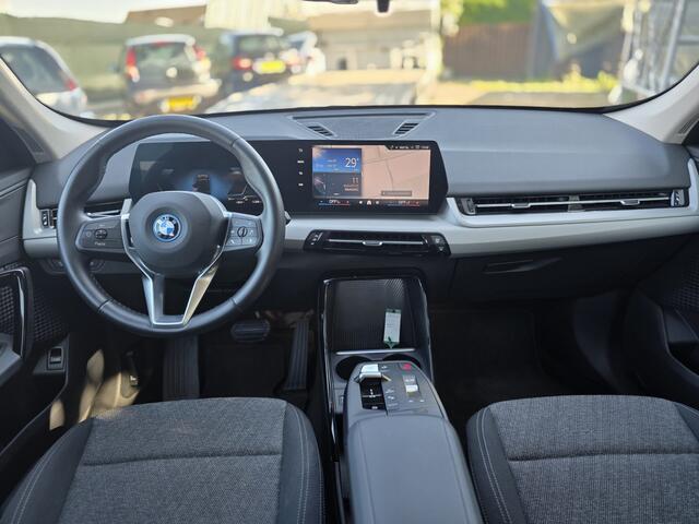 BMW iX1 xDrive30 67 kWh |Carplay|Camera|