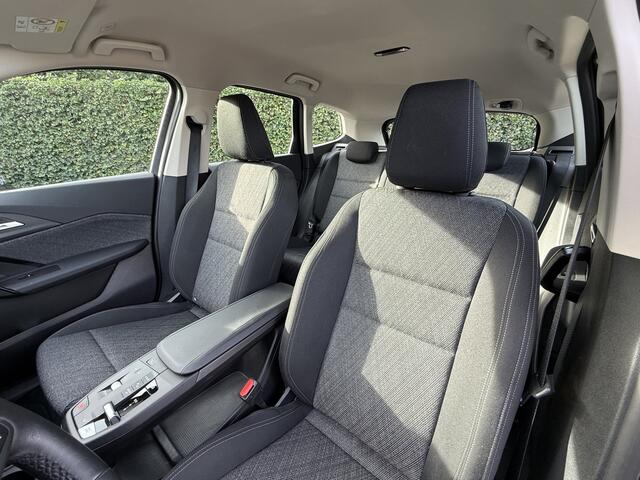 BMW iX1 xDrive30 | Camera | M Adaptief onderstel