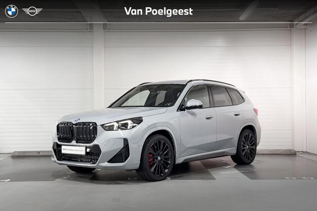 BMW iX1 xDrive30 67 kWh l M-Sport