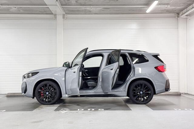 BMW iX1 xDrive30 67 kWh l M-Sport