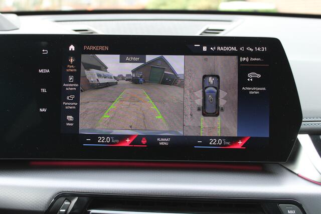 BMW iX1 xDrive30 Launch Edition 67 kWh SOh 100% M-SPORT NAVI ECC CAMERA 28000KM!!!