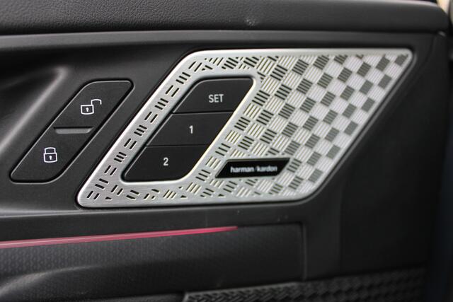 BMW iX1 xDrive30 Launch Edition 67 kWh SOh 100% M-SPORT NAVI ECC CAMERA 28000KM!!!