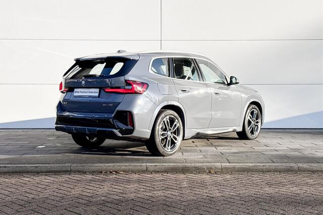BMW iX1 xDrive30