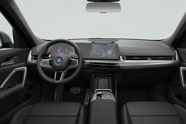 BMW iX1 xDrive30 67 kWh M Sport Edition | M Sportpakket | Premium Pack