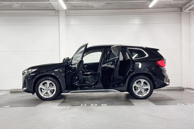 BMW iX1 eDrive20 | Pure Edition | xLine | Premium Pack | Adaptive Led | Comfort Access