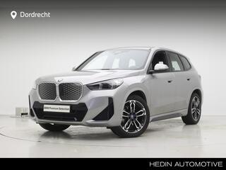 bmw-ix1-edrive20-67-kwh-m-sport--p