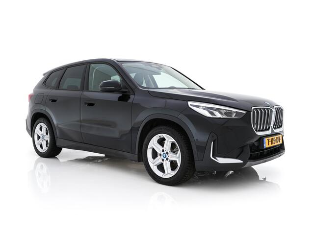 BMW iX1 xDrive30 Launch Edition 67 kWh [ 3-Fase ] {SOH-100%} (INCL-BTW) Aut. *FULL-LED | DIGI-COCKPIT | DAB+ | NAVI-FULLMAP | PRIVACY-GLASS | COMFORT-SEATS | ECC | PDC | CRUISE | 18''ALU*