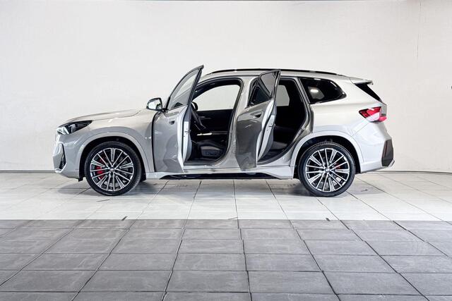 BMW iX1 eDrive20 Innovation Pack M Sport Edition