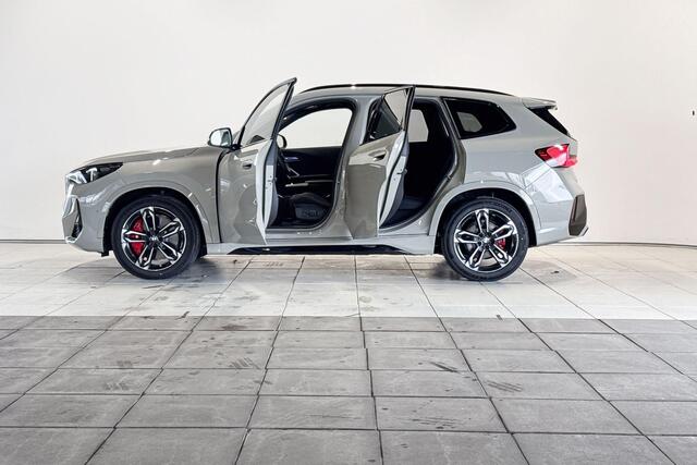 BMW iX1 eDrive20 M Sport Edition Special Request - Beschikbaar vanaf: April 2026