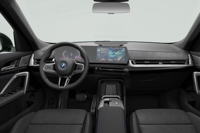 BMW iX1 xDrive30 67 kWh M Sport Edition | M Sportpakket Pro | Premium Pack | Travel Pack