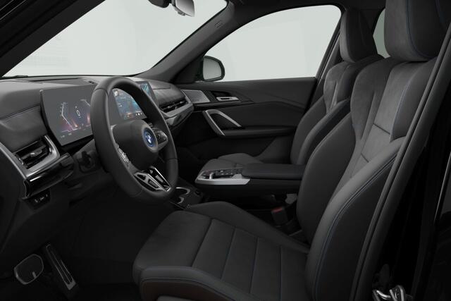 BMW iX1 xDrive30 67 kWh M Sport Edition | M Sportpakket Pro | Premium Pack | Travel Pack