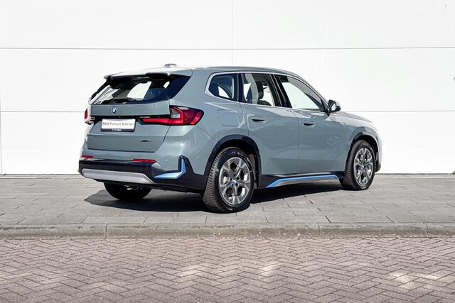 BMW iX1 xDrive30 Launch Edition 67 kWh