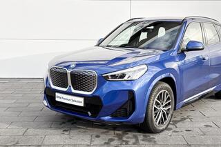 bmw-ix1-edrive20-67-kwh-m-sport-edi