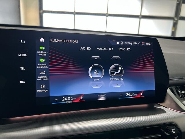 BMW iX1 xDrive30 67 kWh M Sport Edition Sportstoelen Soh (batterijcheck) Waarde 98,3 %