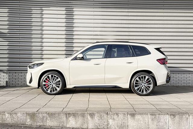 BMW iX1 eDrive20 67 kWh M Sport Edition